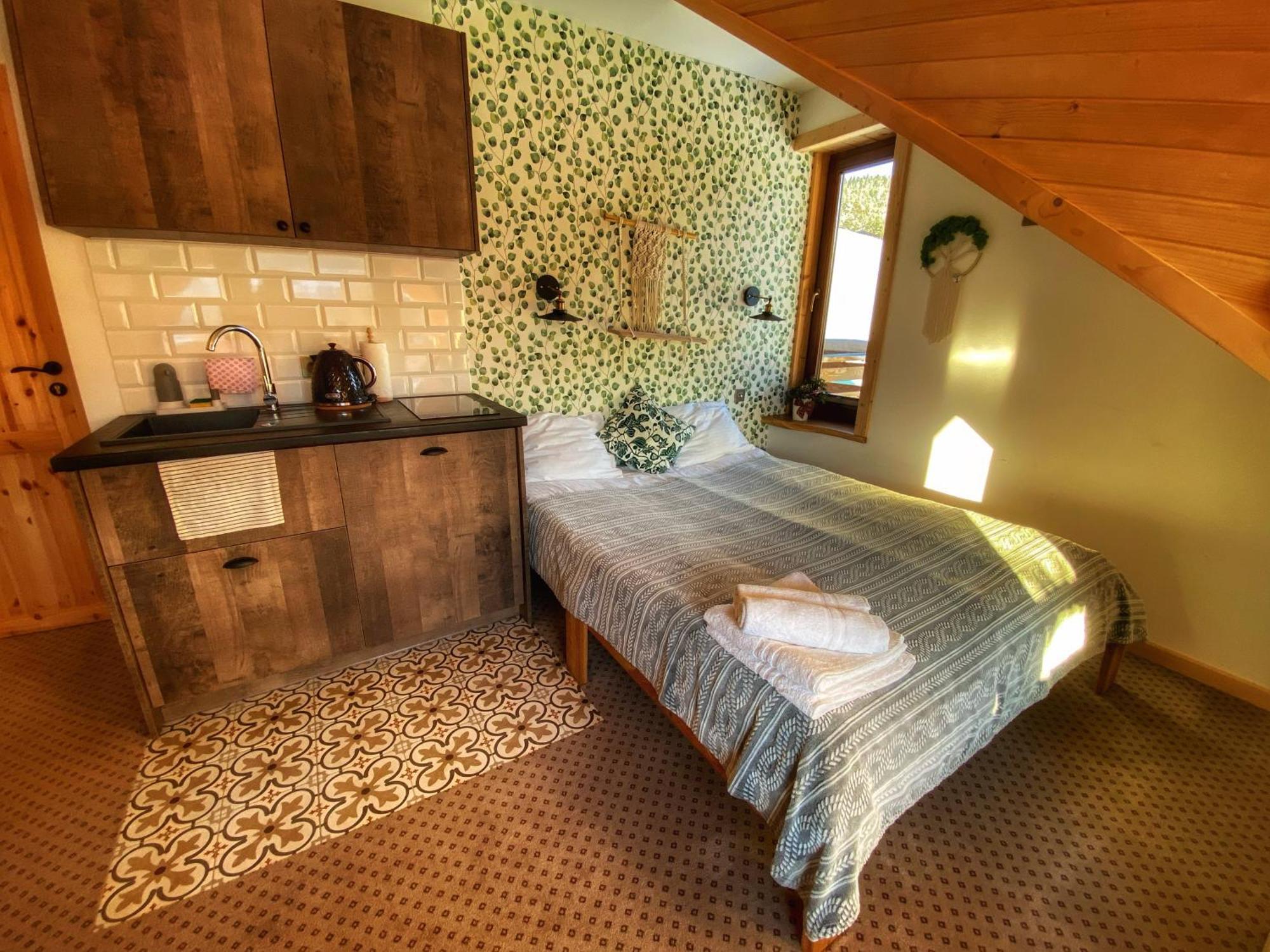 Dziejba Lesna Apartamenty &Spa - Piekne I Nowe Apartamenty I Domek, Sauna I Jacuzzi - W Cenie I Na Wylacznosc, 1 Km Od Stoku Явірки Номер фото